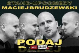 Piotrków Trybunalski Wydarzenie Stand-up Maciej Brudzewski w nowym programie "Podaj dalej"